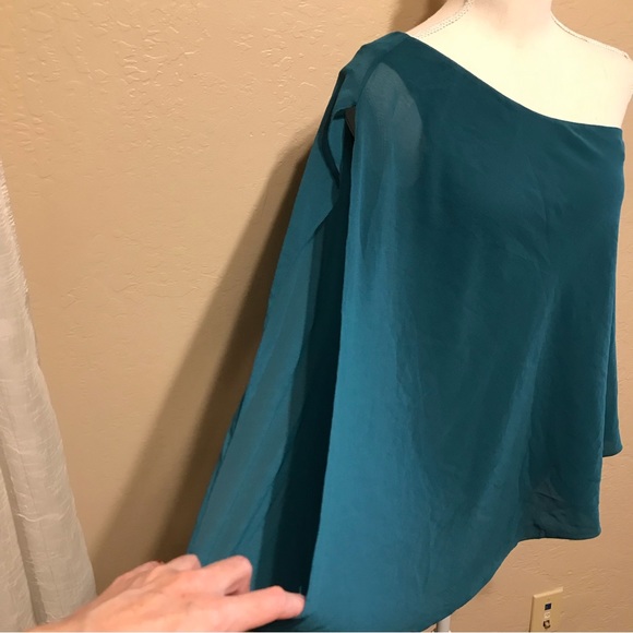 Bebe one shoulder Blouse - Picture 8 of 13